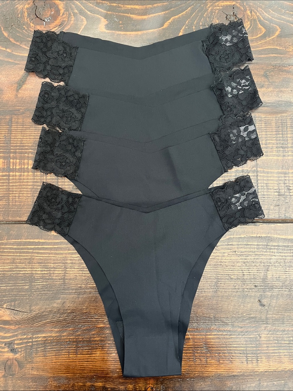 Black Lace-Trim Seamless Thong Set